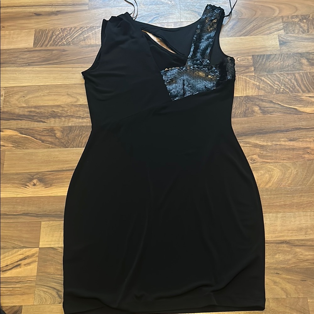 Elegant Black Sleeveless Dress